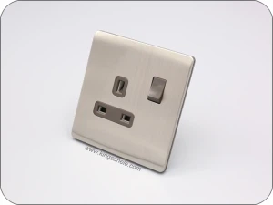 Soket Colokan Inggris