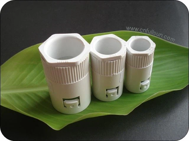 PVC Conduit Fittings BS4607 Adaptor Wanita