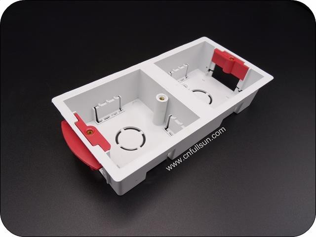 Kotak Listrik PVC Standar BS Permukaan Halus